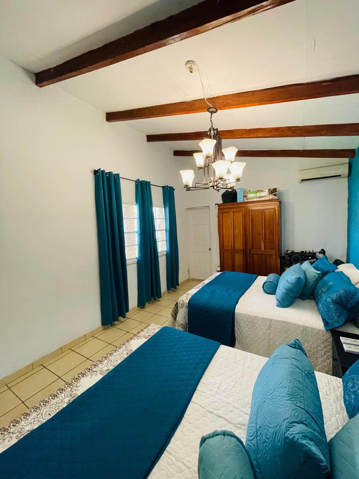 WhatsApp Image 2025-10-01 at 12.05.00 PM