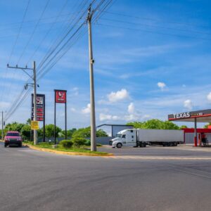 En venta 1 Mz industrial en Nejapa a metros de la Coca cola y Hospital de Nejapa.