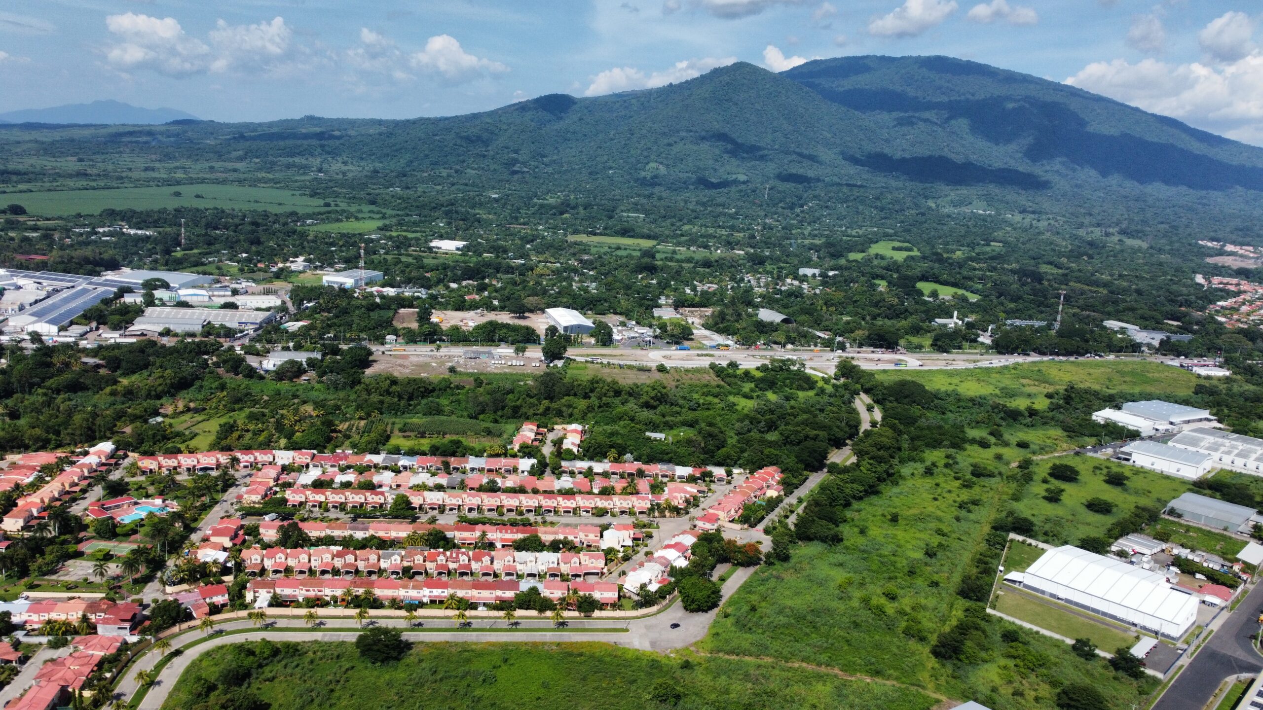 dji_fly_20250721_150628_595_1753132043431_photo_optimized