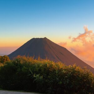 En venta 2,151 V² en la ruta de las flores, Juayúa, El Salvador