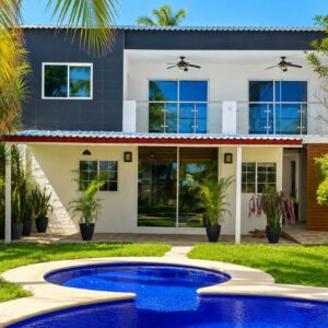 En Venta Casa Frente Al Mar, Costa Del Sol, La Paz, El Salvador