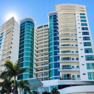 En Venta 4,000 V² En Colonia Escalón, Contiguo A Escuela Panamericana, El Salvador